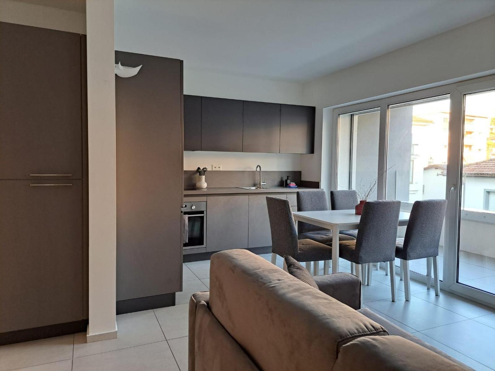 Urban Residence By Quokka 360 - Modern Apartments In 盧加諾 外观 照片